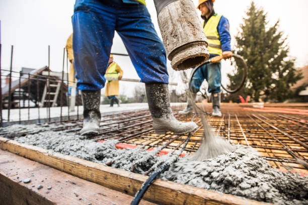 Best Custom Concrete Contractor  in Bosque Farms, NM